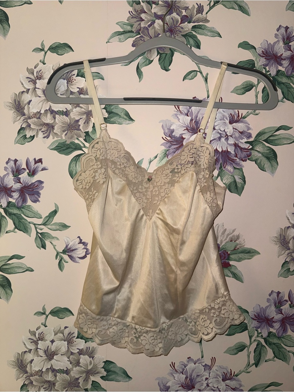 Silk-Look Lace Trim Cami Top in Cream